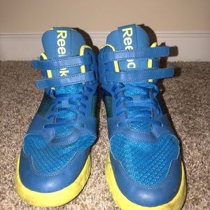 Reebok size 9.5 hightop trainers